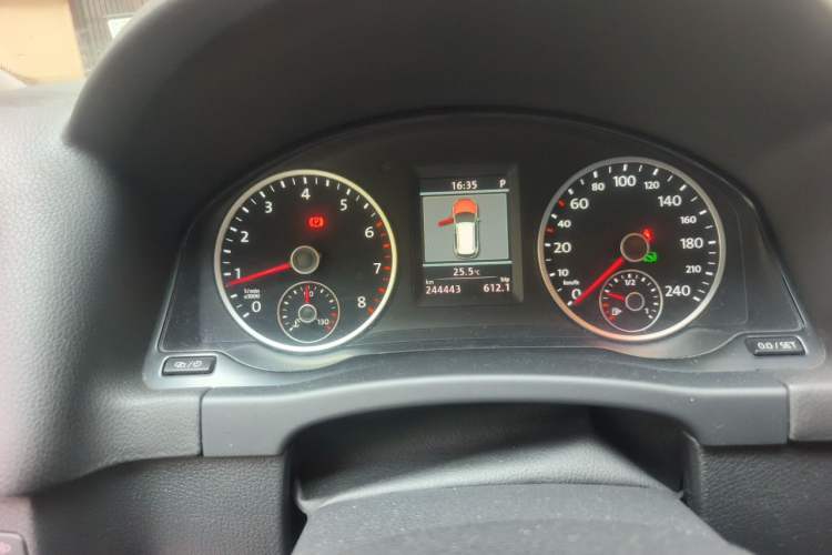 Used Volkswagen Tiguan 2012 2.0 TSI Comfort Edition Instrument Cluster