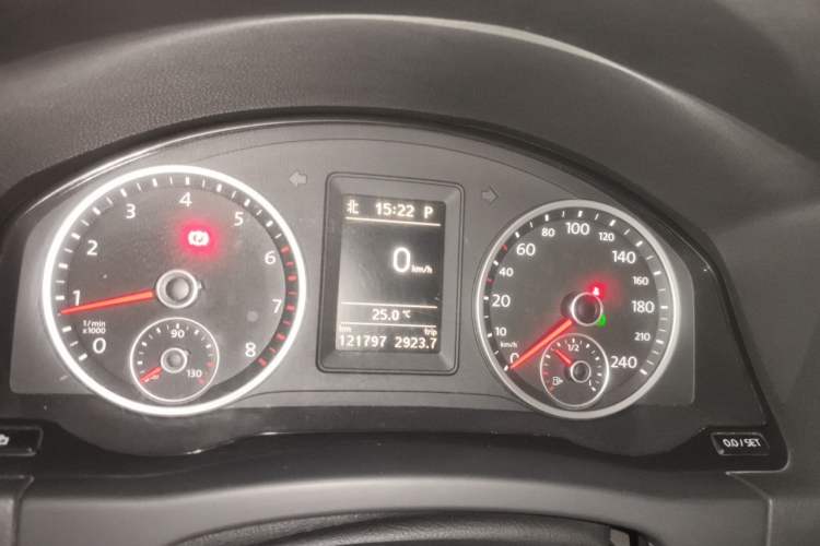 Used Volkswagen Tiguan 2012 1.8TSI Automatic Two-Wheel Drive Elite Edition Instrument Cluster