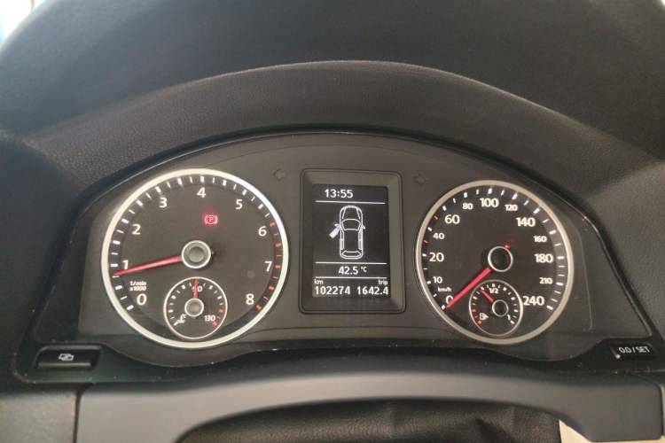 Used Volkswagen Tiguan 2012 1.8TSI Manual Two-Wheel Drive Urban Edition Instrument Cluster