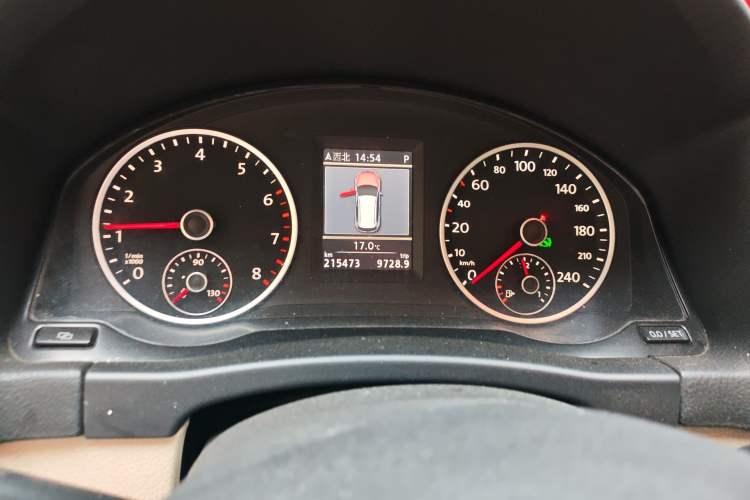 Used Volkswagen Tiguan 2012 2.0 TSI Comfort Edition Instrument Cluster