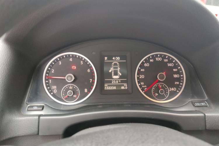 Used Volkswagen Tiguan 2012 1.8TSI Manual Two-Wheel Drive Enjoyment Edition Instrument Cluster