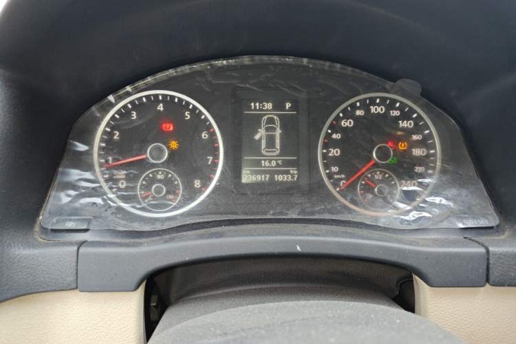 Used Volkswagen Tiguan 2012 1.8TSI Automatic All-Wheel Drive Fashion Edition Instrument Cluster