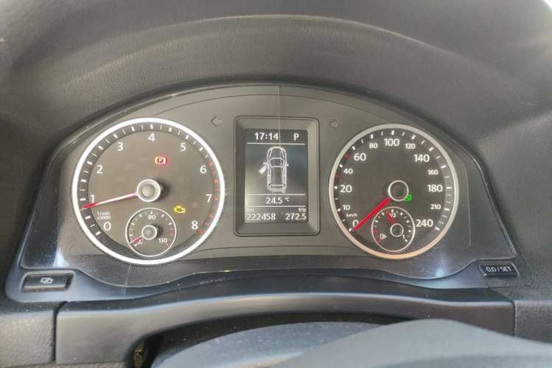 Used Volkswagen Tiguan 2012 2.0 TSI Automatic All-Wheel Drive Flagship Edition Instrument Cluster