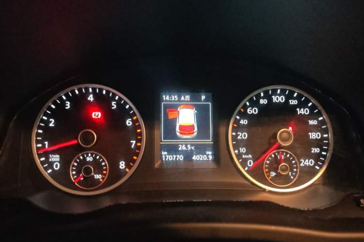Used Volkswagen Tiguan 2012 2.0 TSI Comfort Edition Instrument Cluster