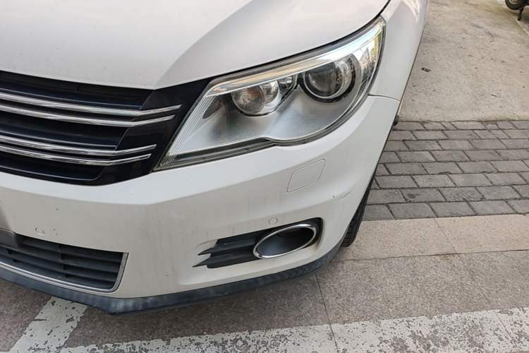 Used Volkswagen Tiguan 2012 2.0 TSI Automatic All-Wheel Drive Flagship Edition Left Front Headlight
