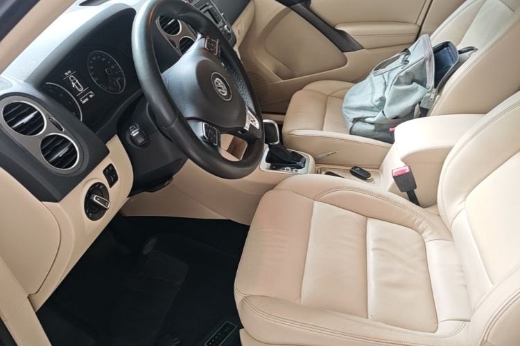 Used Volkswagen Tiguan 2012 1.8TSI Automatic All-Wheel Drive Fashion Edition Left Front Seat