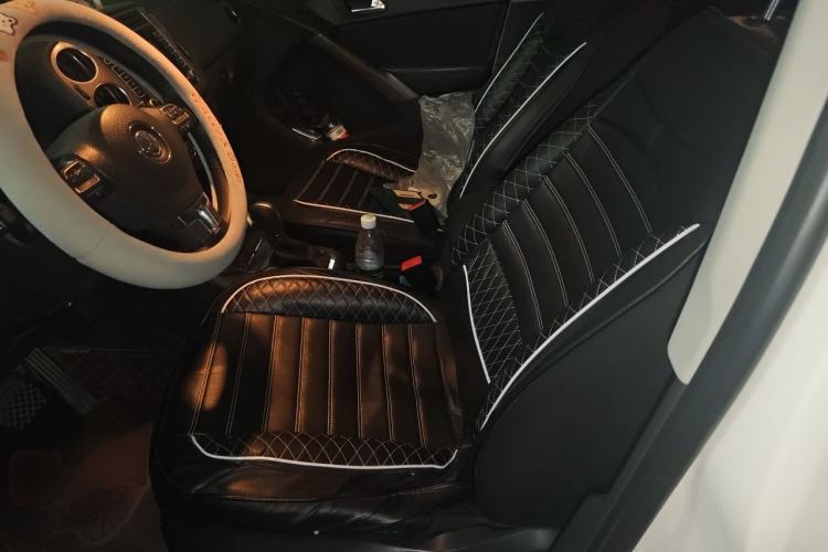 Used Volkswagen Tiguan 2012 1.8TSI Automatic All-Wheel Drive Elite Edition Left Front Seat