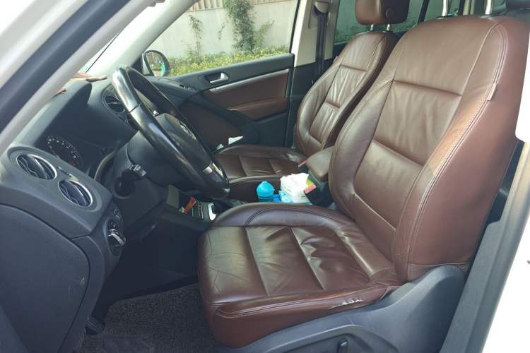 Used Volkswagen Tiguan 2012 2.0 TSI Comfort Edition Left Front Seat