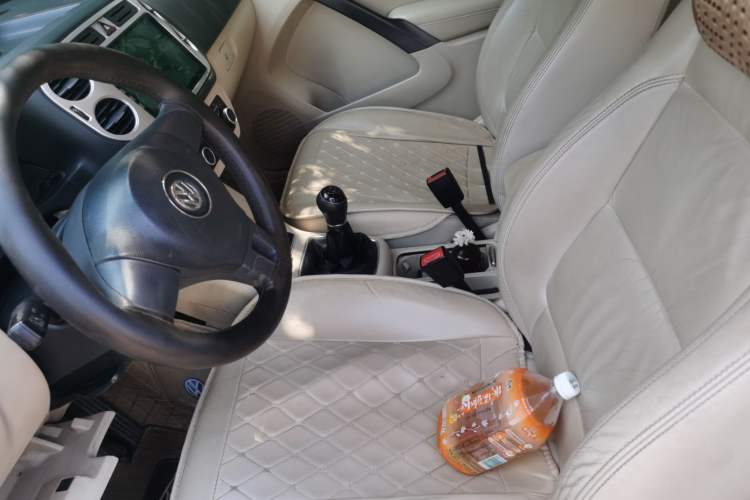 Used Volkswagen Tiguan 2012 1.8TSI Manual Two-Wheel Drive Enjoyment Edition Left Front Seat