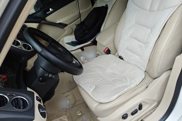 Used Volkswagen Tiguan 2012 1.8TSI Automatic All-Wheel Drive Elite Edition Left Front Seat