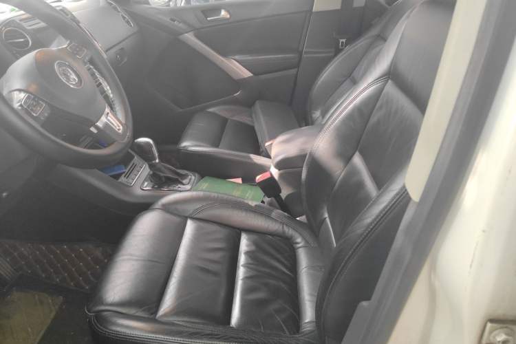 Used Volkswagen Tiguan 2012 1.8TSI Automatic Two-Wheel Drive Trend Edition Left Front Seat