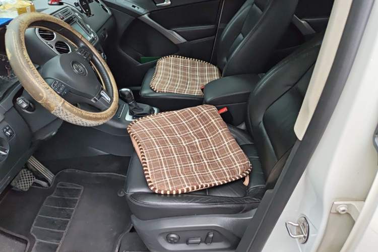 Used Volkswagen Tiguan 2012 1.8TSI Automatic All-Wheel Drive Elite Edition Left Front Seat