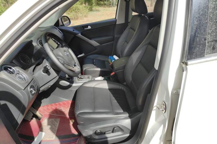 Used Volkswagen Tiguan 2012 1.8TSI Automatic All-Wheel Drive Fashion Edition Left Front Seat