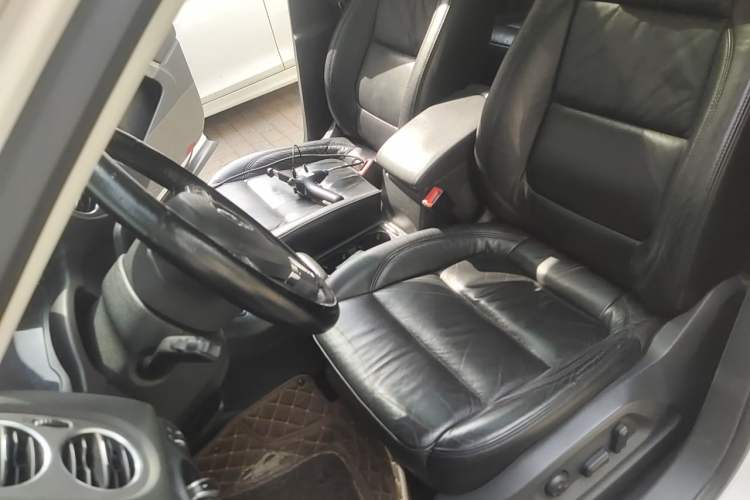 Used Volkswagen Tiguan 2012 1.8TSI Automatic Two-Wheel Drive Elite Edition Left Front Seat