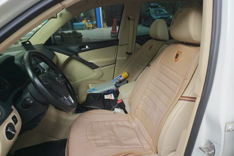 Used Volkswagen Tiguan 2012 2.0 TSI Automatic All-Wheel Drive Flagship Edition Left Front Seat