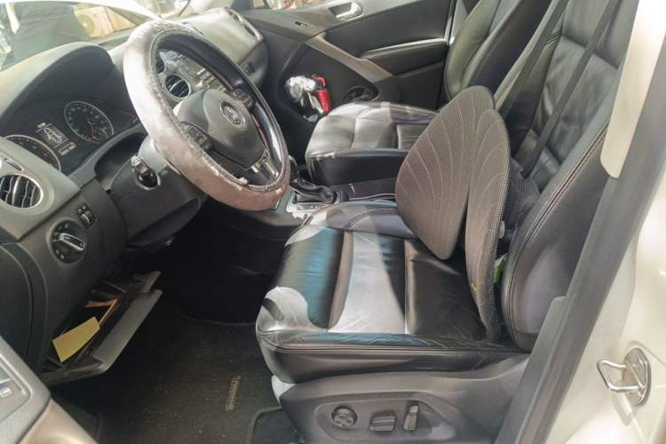 Used Volkswagen Tiguan 2012 1.8TSI Automatic Two-Wheel Drive Trend Edition Left Front Seat