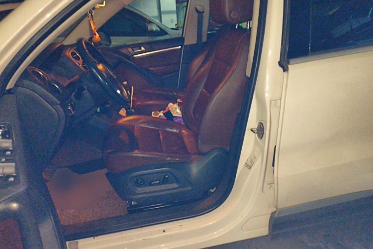 Used Volkswagen Tiguan 2012 2.0 TSI Comfort Edition Left Front Seat