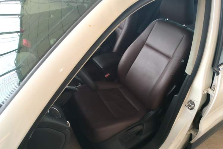 Used Volkswagen Tiguan 2012 1.8TSI Automatic Two-Wheel Drive Urban Edition Left Front Seat