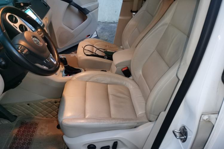 Used Volkswagen Tiguan 2012 1.8TSI Automatic All-Wheel Drive Elite Edition Left Front Seat