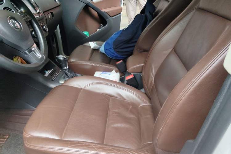 Used Volkswagen Tiguan 2012 2.0 TSI Comfort Edition Left Front Seat