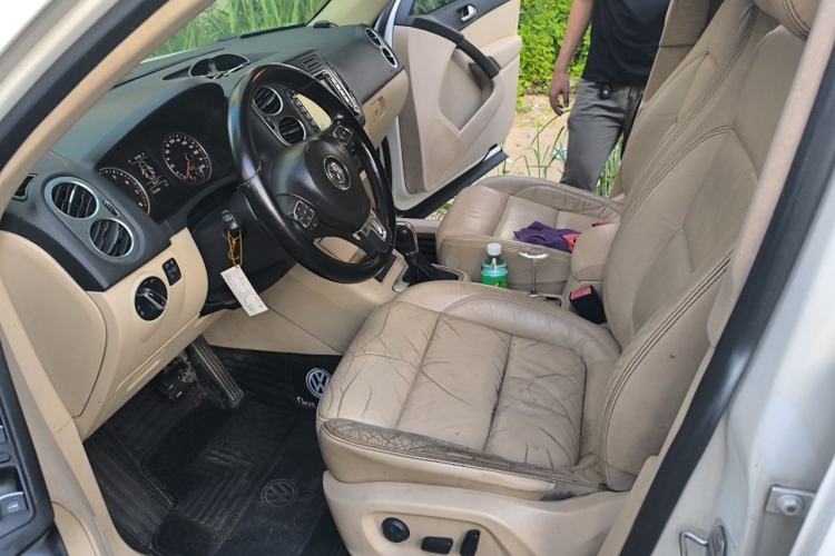 Used Volkswagen Tiguan 2012 1.8TSI Automatic Two-Wheel Drive Elite Edition Left Front Seat