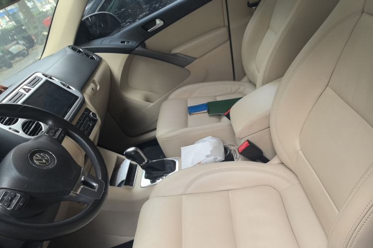 Used Volkswagen Tiguan 2012 1.8TSI Automatic All-Wheel Drive Elite Edition Left Front Seat
