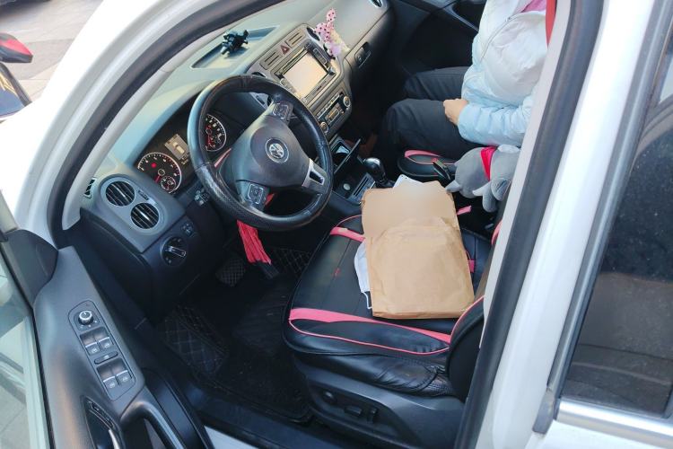 Used Volkswagen Tiguan 2012 2.0 TSI Comfort Edition Left Front Seat