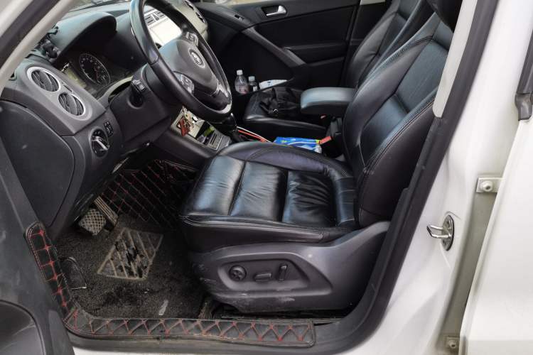 Used Volkswagen Tiguan 2012 1.8TSI Automatic All-Wheel Drive Elite Edition Left Front Seat