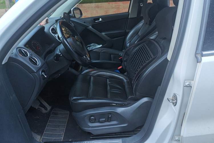 Used Volkswagen Tiguan 2012 1.8TSI Automatic All-Wheel Drive Elite Edition Left Front Seat