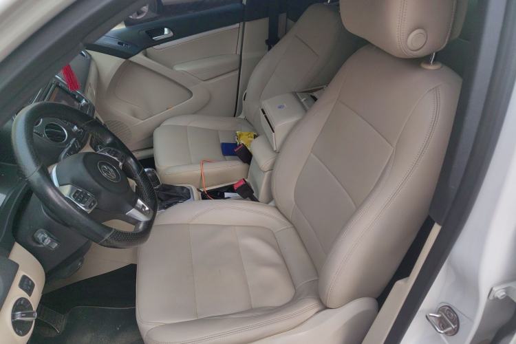 Used Volkswagen Tiguan 2012 2.0 TSI Luxury Edition Left Front Seat