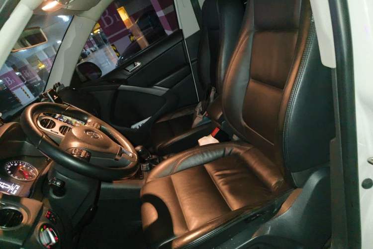 Used Volkswagen Tiguan 2012 1.8TSI Automatic Two-Wheel Drive Trend Edition Left Front Seat
