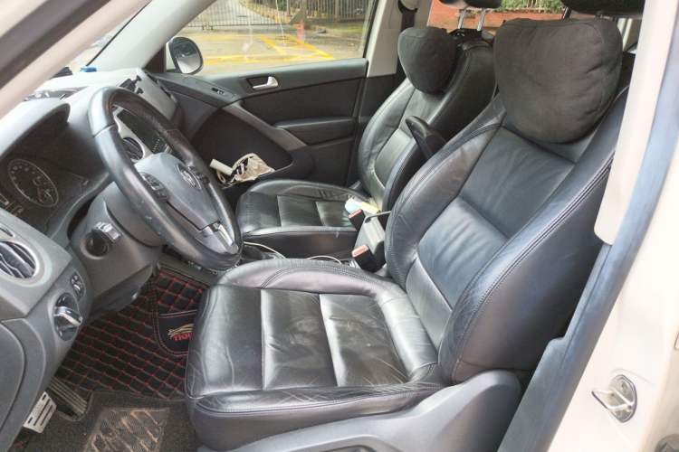 Used Volkswagen Tiguan 2012 1.8TSI Automatic Two-Wheel Drive Elite Edition Left Front Seat