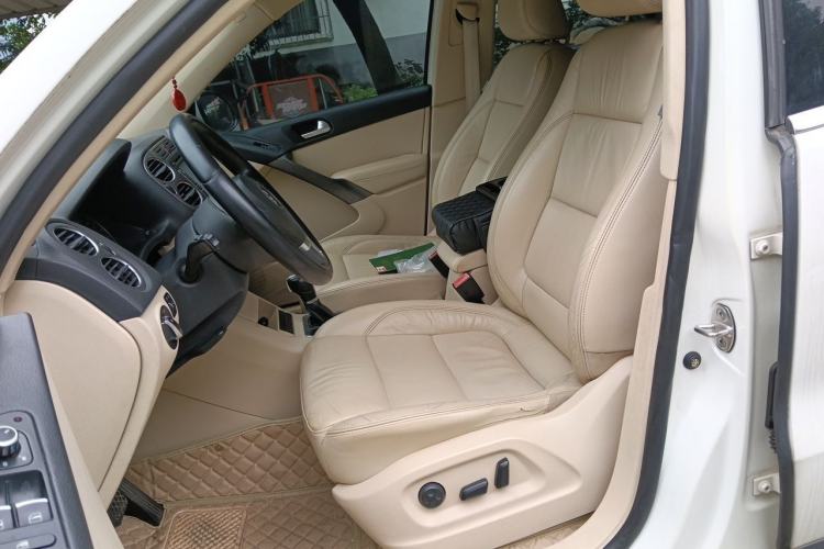 Used Volkswagen Tiguan 2012 1.8TSI Automatic All-Wheel Drive Fashion Edition Left Front Seat