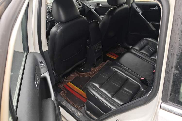 Used Volkswagen Tiguan 2012 1.8TSI Automatic All-Wheel Drive Elite Edition Left Rear Seat