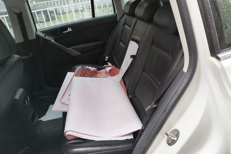 Used Volkswagen Tiguan 2012 2.0 TSI Automatic All-Wheel Drive Elite Edition Left Rear Seat