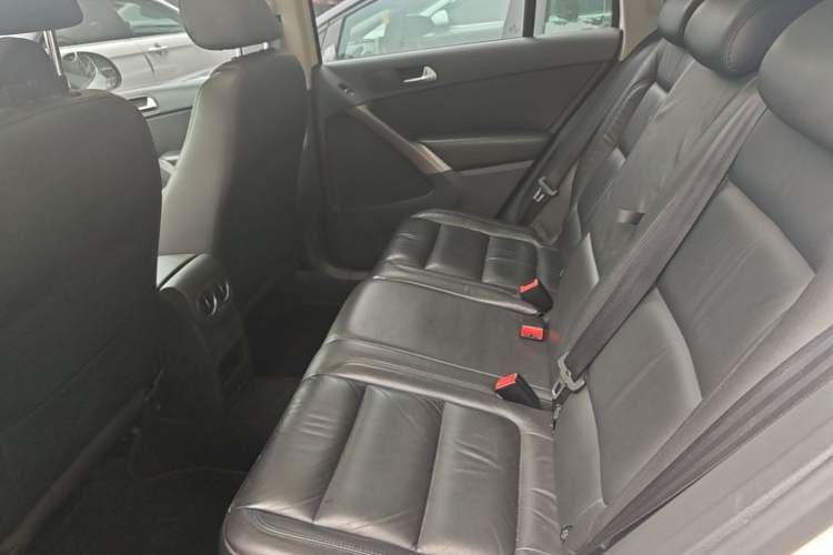 Used Volkswagen Tiguan 2012 1.8TSI Automatic All-Wheel Drive Elite Edition Left Rear Seat