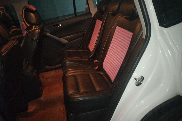 Used Volkswagen Tiguan 2012 1.8TSI Automatic Two-Wheel Drive Trend Edition Left Rear Seat