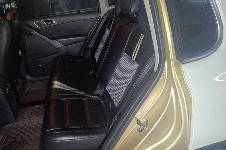 Used Volkswagen Tiguan 2012 1.8TSI Automatic All-Wheel Drive Elite Edition Left Rear Seat