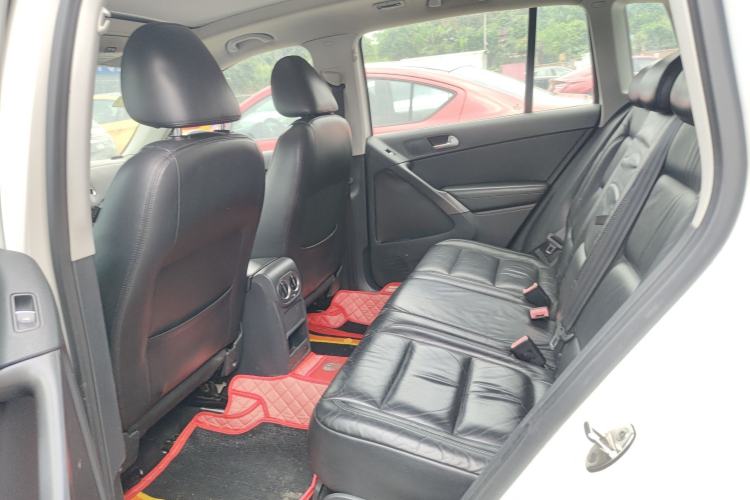 Used Volkswagen Tiguan 2012 1.8TSI Automatic Two-Wheel Drive Elite Edition Left Rear Seat