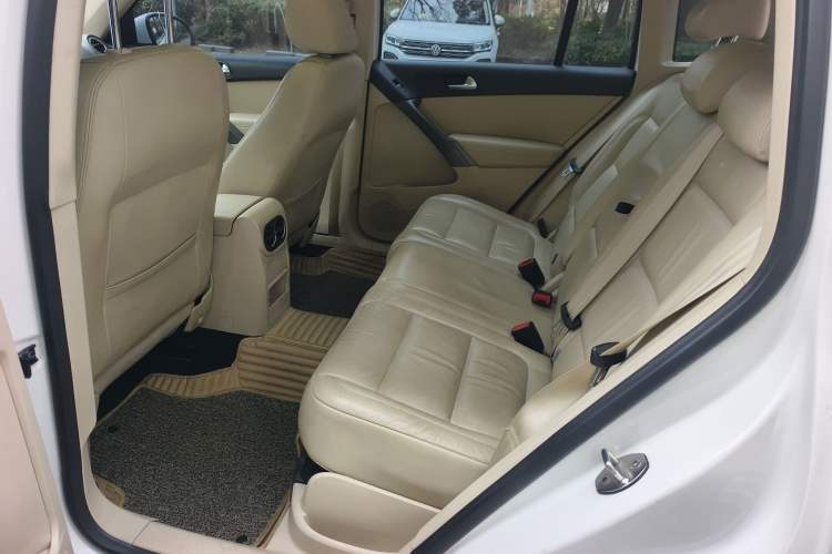 Used Volkswagen Tiguan 2012 2.0 TSI Automatic All-Wheel Drive Elite Edition Left Rear Seat