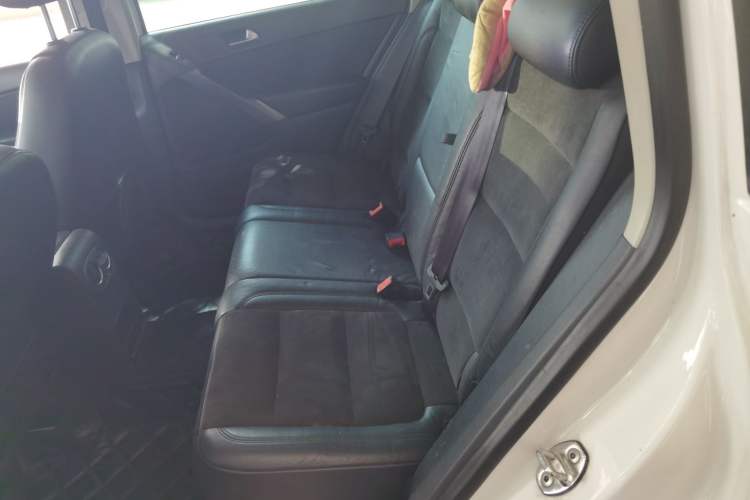 Used Volkswagen Tiguan 2012 2.0 TSI Automatic All-Wheel Drive Flagship Edition Left Rear Seat