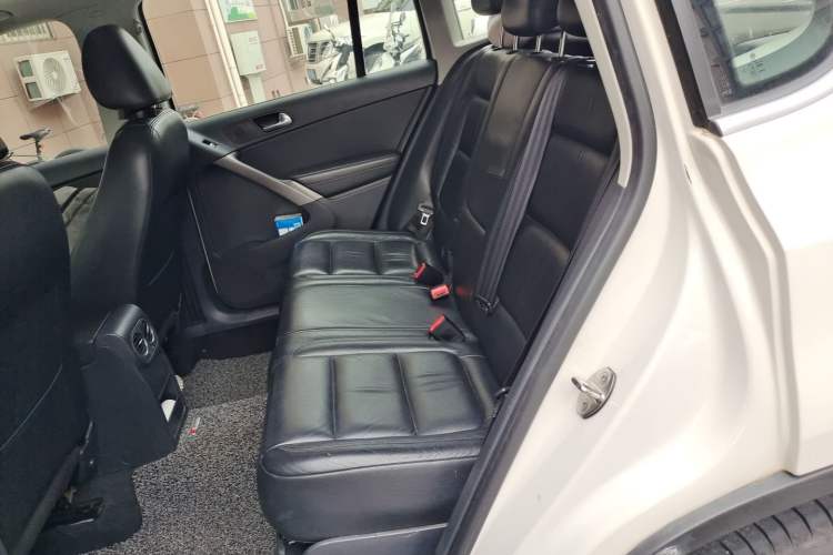Used Volkswagen Tiguan 2012 1.8TSI Automatic All-Wheel Drive Elite Edition Left Rear Seat