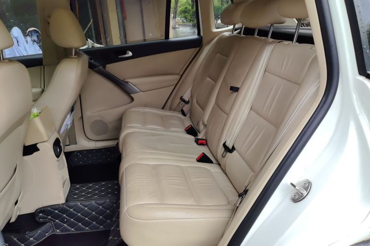 Used Volkswagen Tiguan 2012 1.8TSI Automatic Two-Wheel Drive Elite Edition Left Rear Seat