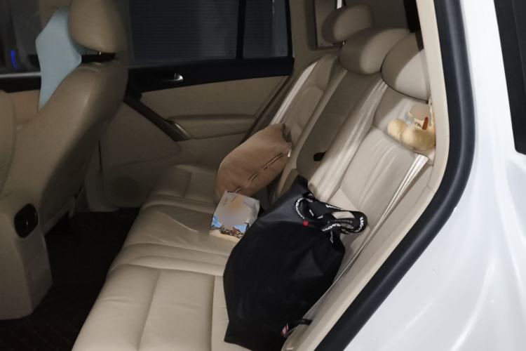 Used Volkswagen Tiguan 2012 2.0 TSI Automatic All-Wheel Drive Elite Edition Left Rear Seat