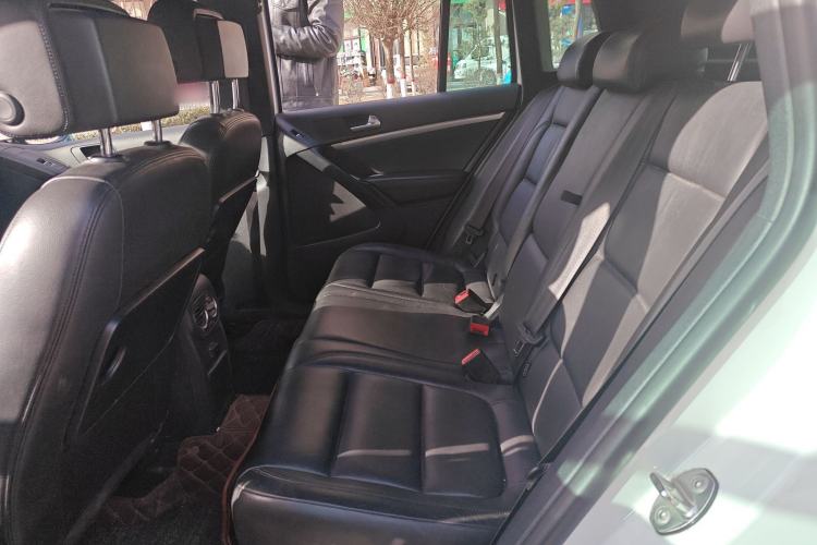 Used Volkswagen Tiguan 2012 2.0 TSI Luxury Edition Left Rear Seat