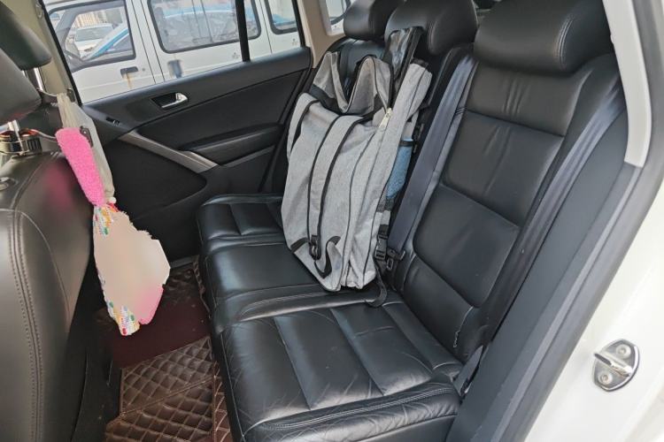 Used Volkswagen Tiguan 2012 1.8TSI Automatic Two-Wheel Drive Elite Edition Left Rear Seat