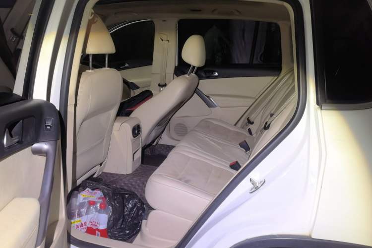 Used Volkswagen Tiguan 2012 2.0 TSI Automatic All-Wheel Drive Flagship Edition Left Rear Seat