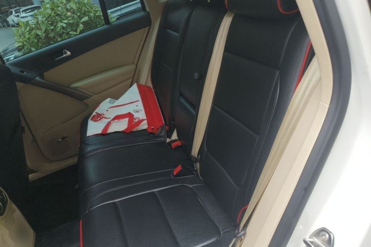 Used Volkswagen Tiguan 2012 2.0 TSI Automatic All-Wheel Drive Flagship Edition Left Rear Seat