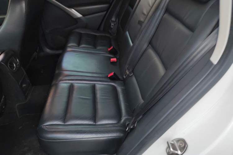 Used Volkswagen Tiguan 2012 1.8TSI Automatic Two-Wheel Drive Elite Edition Left Rear Seat