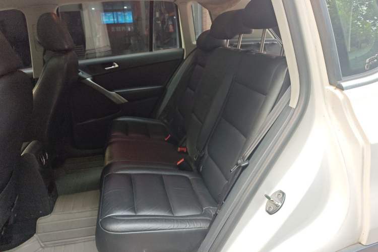 Used Volkswagen Tiguan 2012 2.0 TSI Automatic All-Wheel Drive Elite Edition Left Rear Seat